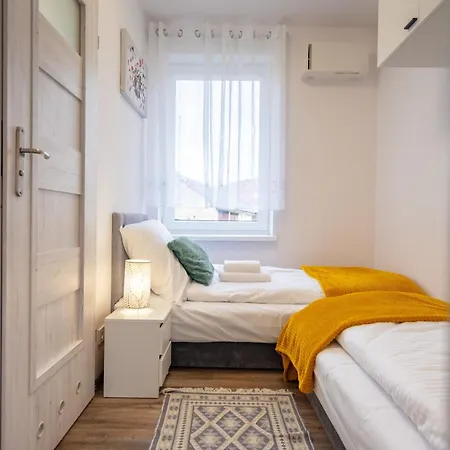 Karkonosky Apartamenty - Majowka Szklarska Poreba Exterior photo